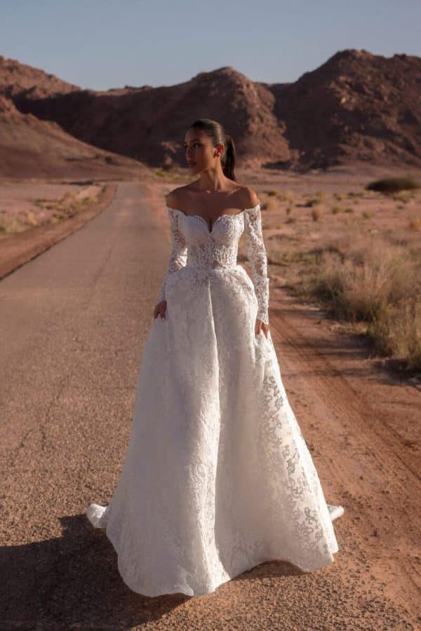 Νυφικά Αθήνα - Νυφικό Boho Α γραμμή strapless με δαντέλα από την Bridal Art Μοσχάτο